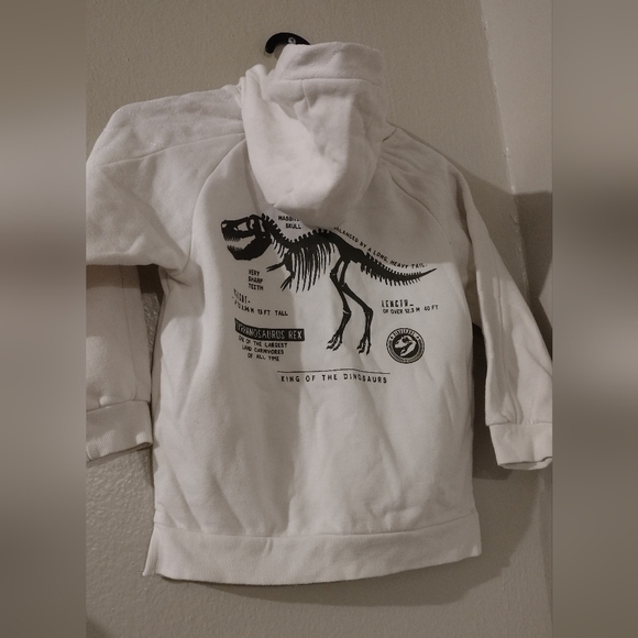 2 piece boys off-white jogger set - Picture 3 of 8